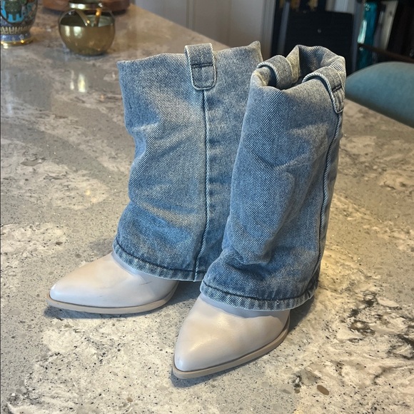 Steve Madden MADDEN Denim Blue and White Boots Ankle Booties Size 7 - Picture 10 of 11